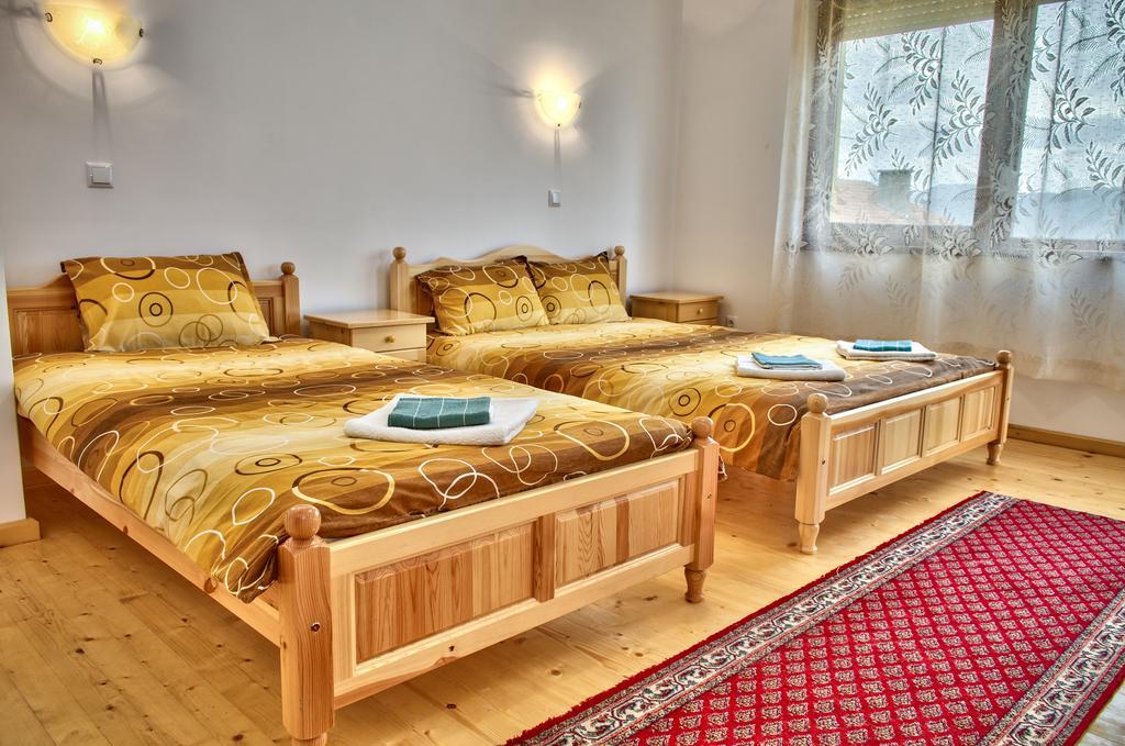Guest House Joji Sapareva Banya Phòng bức ảnh